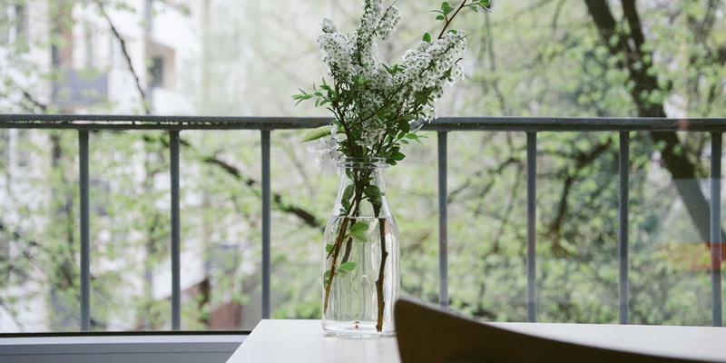 福州福隆评股师48:专业财经评论如何照亮股票投资之路